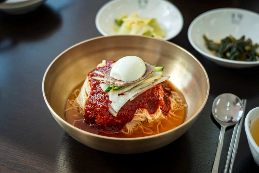 Naengmyeon-bibim